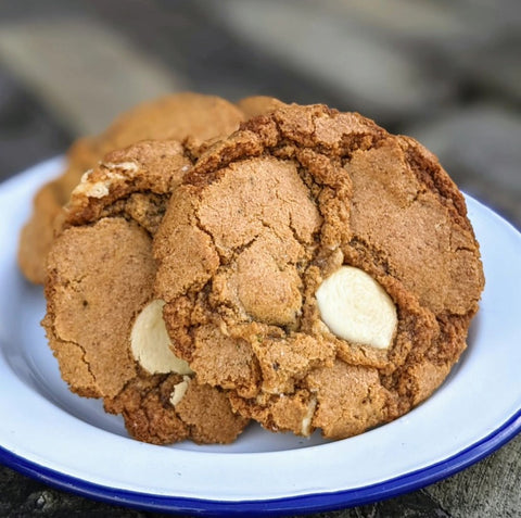 White chocolate, apricot and rosemary sourdough cookie
